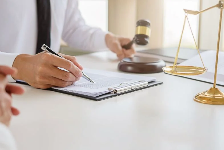 Business-Litigation-Attorney